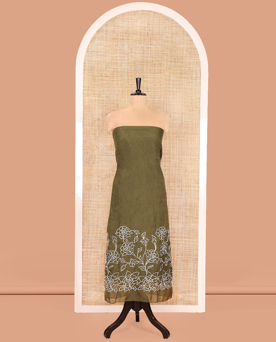 Green Organza Crushed Material Churidar Set, Elegantly Decked up with Floral-Themed Thread Embroidery Top, Comes with a Plain Santoon Bottom, and Is Paired with Organza Crushed Dupatta of Floral Thread Embroidery