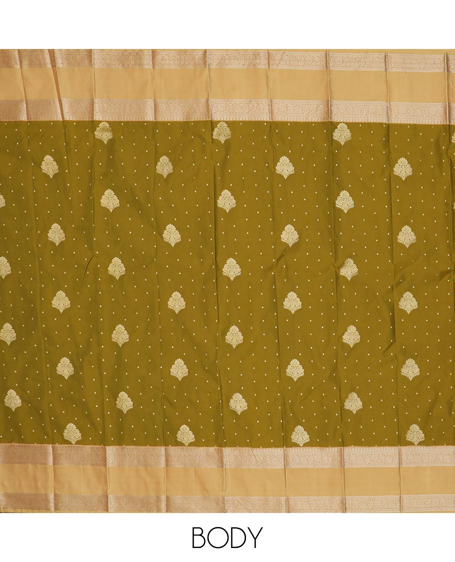 Green zari buttas gift saree, contrast traditional zari rettai pettu border, and pallu of jaal design