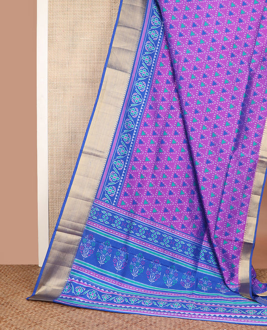 Pink triangle motifs patola silk saree, contrast temple zari border of floral creeper designs, and pallu of floral designs