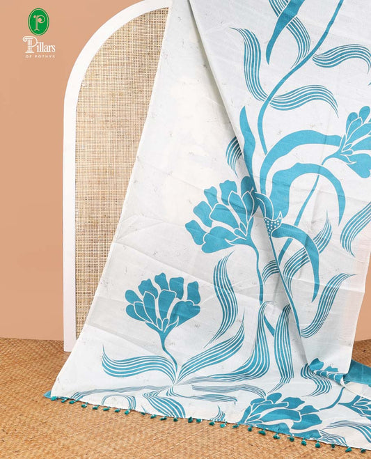 Rama blue with cream geometrical design khadhi silk saree with self border & geometrical design pallu along with contrast blouse