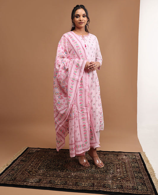 baby pink floral design round neck, 3/4 th sleeve,below knee lenght top with straight pants & floral printed dupatta