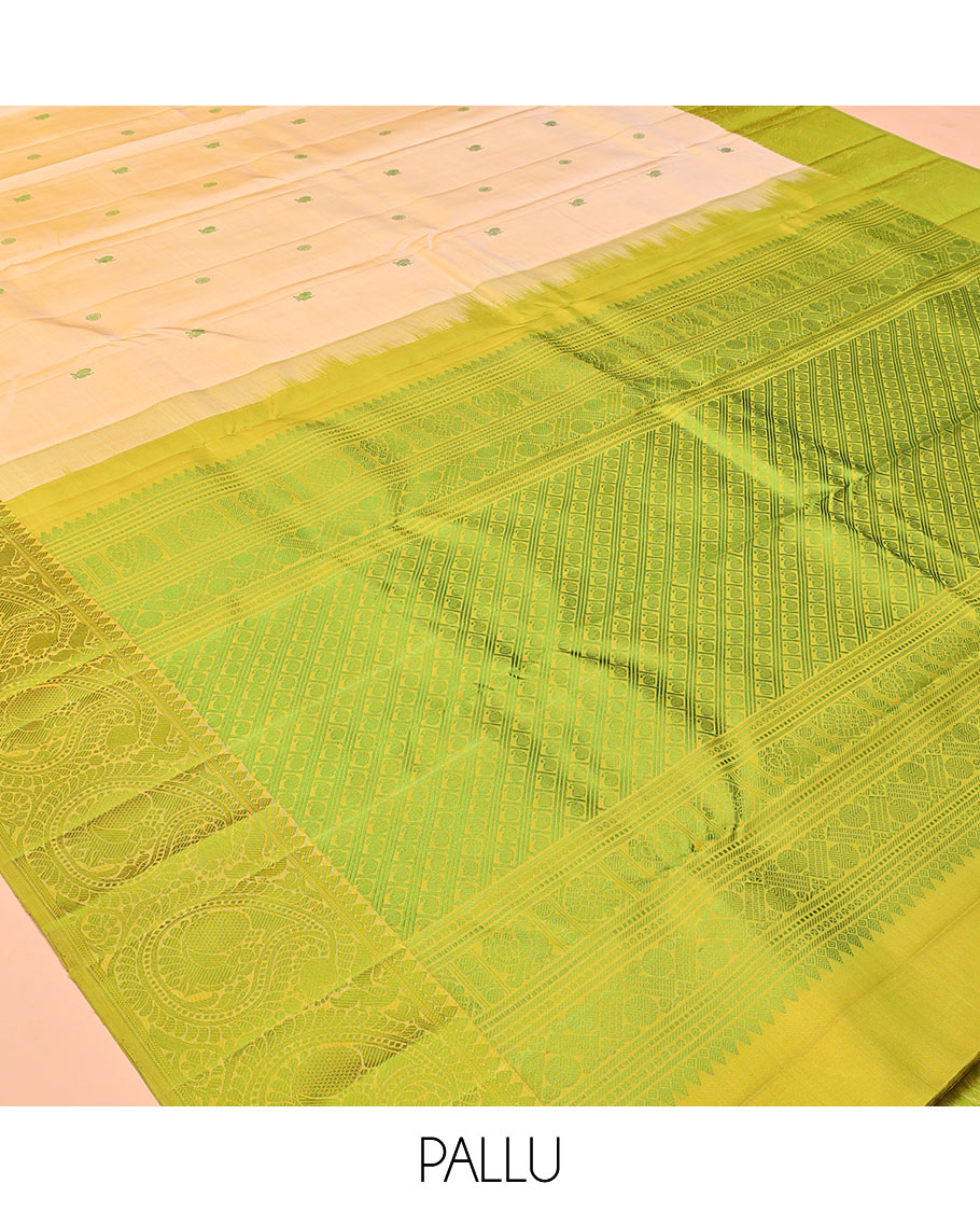 Sandal Mayil-Chakra Buttas Kanchipuram Silk Saree, a Contrast Arumbu Manga Border, Contrast Pallu and Blouse