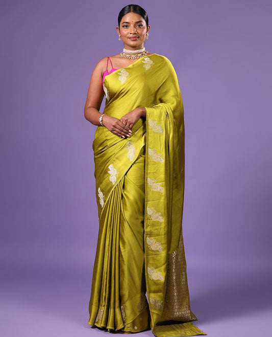Green mushru silk saree with self floral design border & jaal pallu