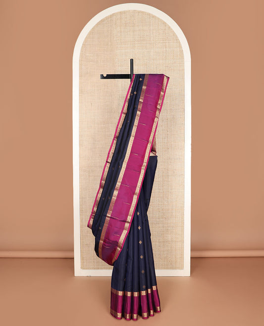 Blue kolam buttas vasundhara silk mix saree, contrast butta enclosed jaal pallu & rettai pettu border of manga, muthu, kathir & kodi visiry