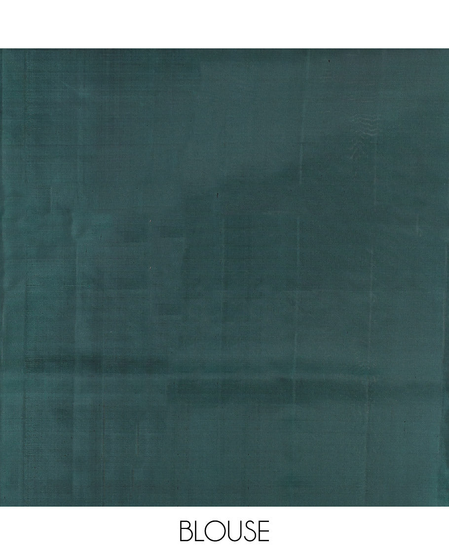 Green Mayuri Soft Silk Saree, Elevated with Ring Motifs, Contrast King-Queen Wedding-Themed Border, Pallu Depicts Wedding Motifs, and a Contrast Blouse
