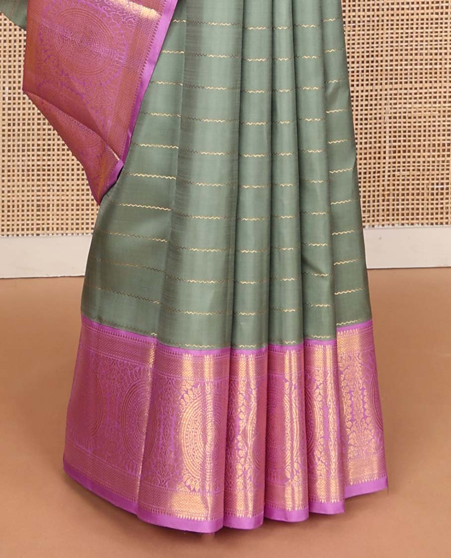 Grey veldhari zari stripes Kanchipuram korvai silk saree, contrast neer korvai border of rekku, muthu, mayil kann, and round chakram designs, and jaal pallu