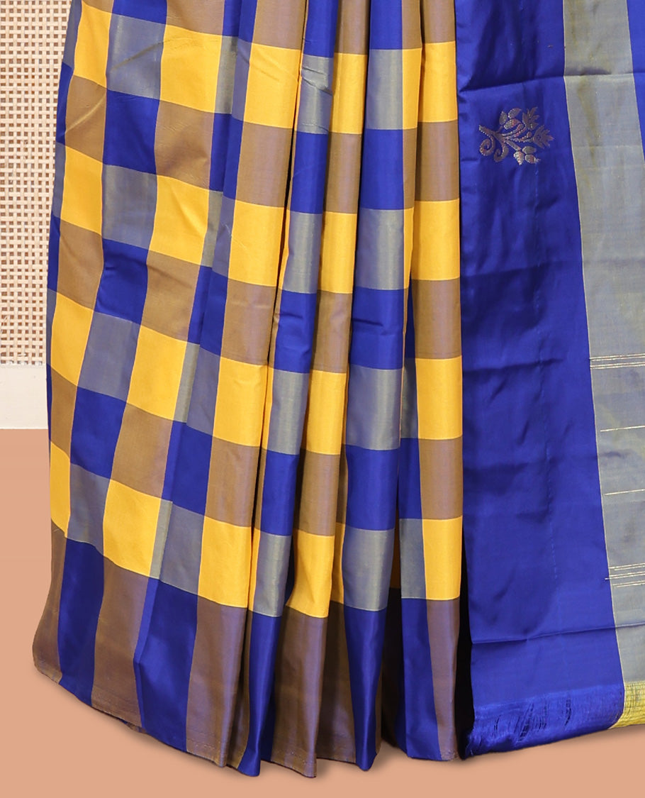 Borderless Multi-Color Checked Arani Saree Features Zari Buttas, a Pallu of Zari Stripes, and a Matching Blouse