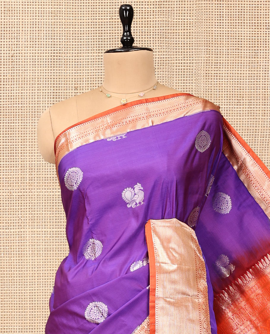 Violet Budget Silk Saree, Woven with Peacock-Chakra Buttas, Complemented by a Contrast Traditional Zari Border, Grand Jaal Pallu, and Contrast Blouse