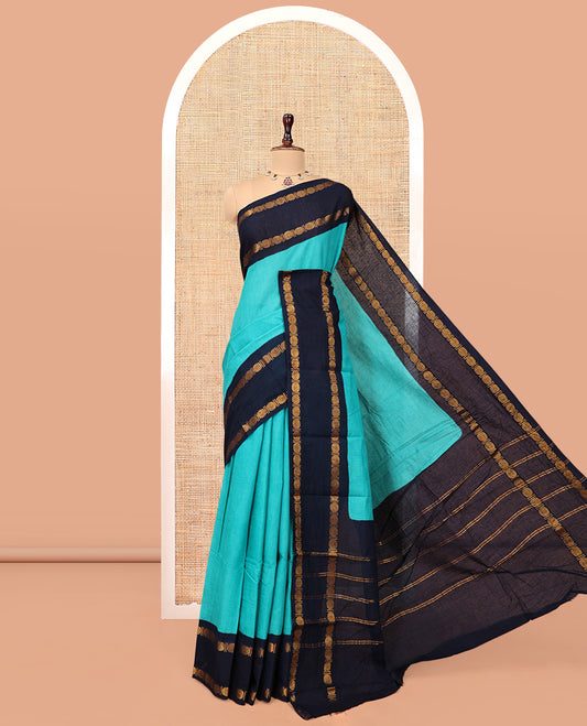 Blue Plain Sungudi Cotton Saree, Complemented by Contrast Rettai Pettu Rudraksham Border, Striped Pallu, and a Contrast Blouse