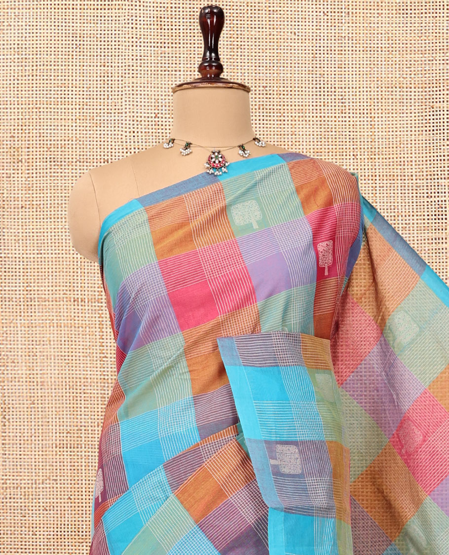 Borderless Multi-Color Cotton Saree, Delicately Woven with Buttas and Checks, Intricately Designed Pallu, and a Matching Blouse