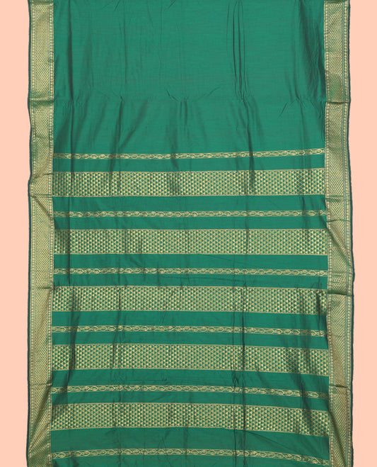 Pink Nine Yard Cotton Saree, Subtly Sparkled with Buttas All Over Its Body, Complemented by Contrast Traditional Zari Design Border, Pallu of Traditional Designs, and Comes Without a Blouse