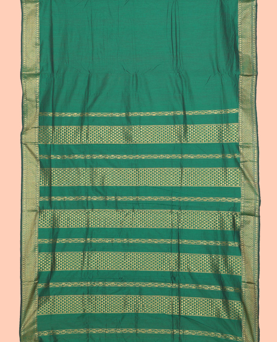 Pink Nine Yard Cotton Saree, Subtly Sparkled with Buttas All Over Its Body, Complemented by Contrast Traditional Zari Design Border, Pallu of Traditional Designs, and Comes Without a Blouse