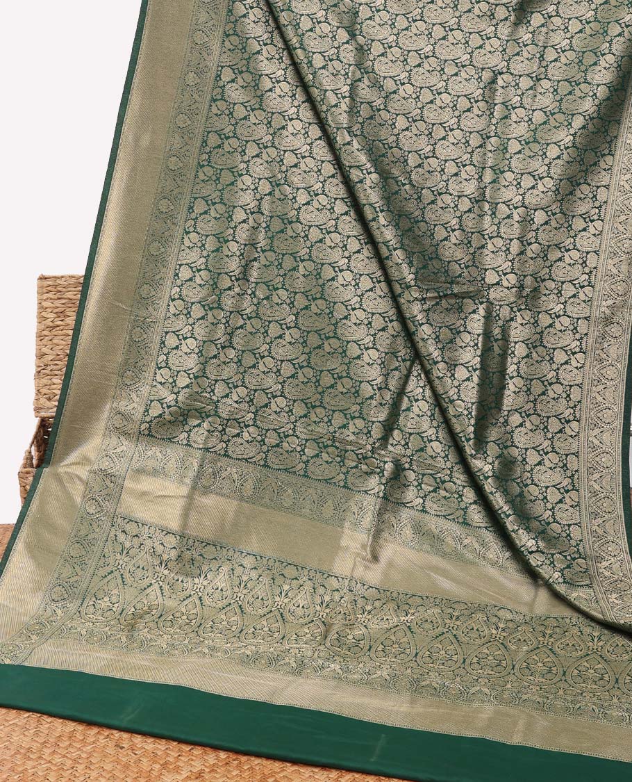 Green paisely design soft silk saree with self floral zari border & intricate zari design pallu