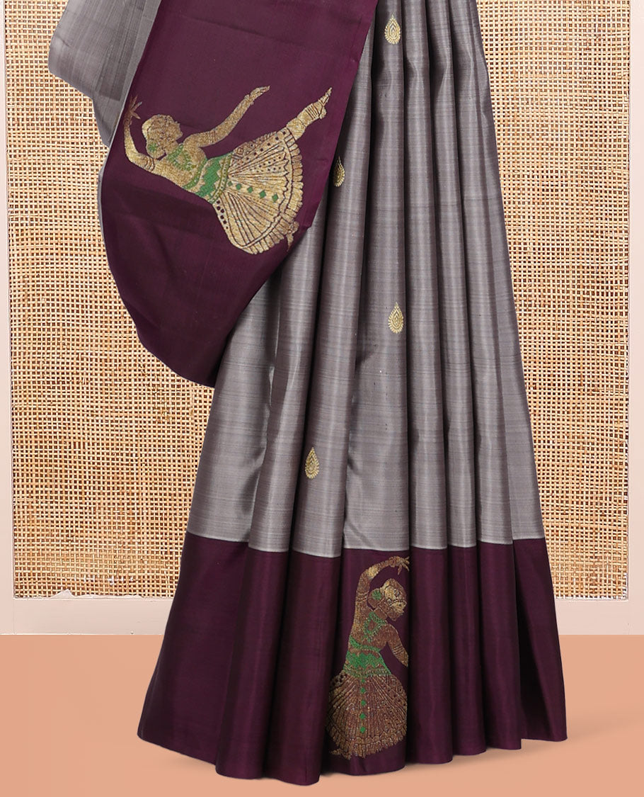 Grey Kanchipuram Silk Saree, Adorned with Zari Buttas, Complemented by a Contrast Bharatanatyam Dancer Figurines Woven Border, Jaal Pallu, and Contrast Blouse