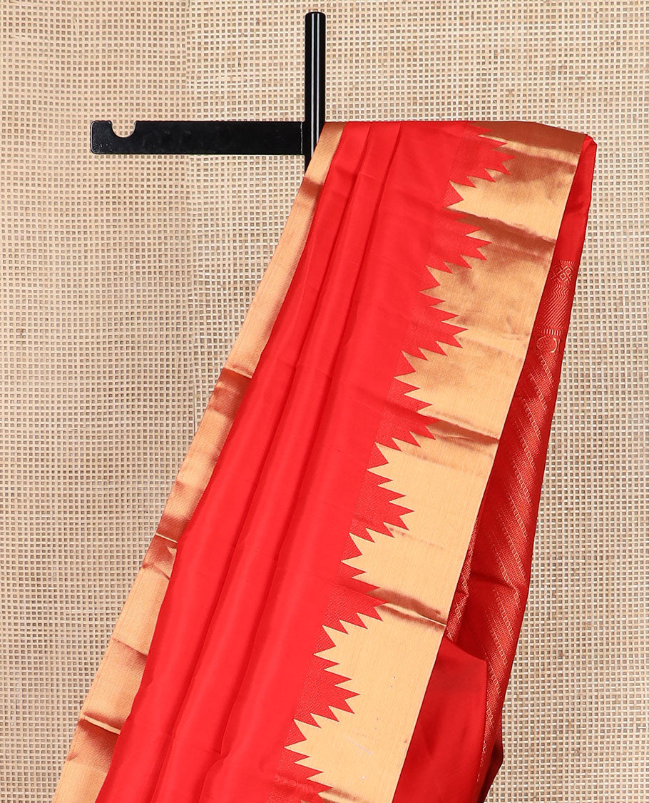 Dazzling red plain Kanchipuram silk saree, Thazampoo rekku golden zari border & pallu steeped with geometric patterns