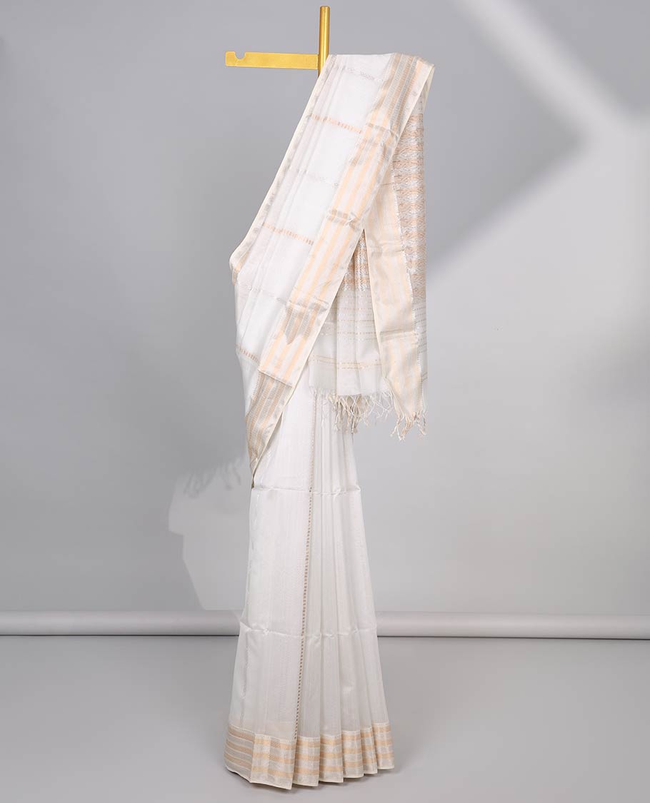 white striped maheshwari cotton saree with contrast striped border & striped pallu