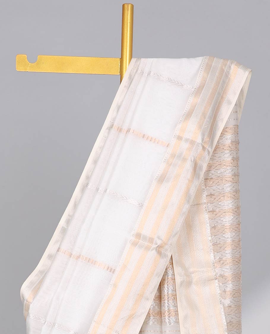 white striped maheshwari cotton saree with contrast striped border & striped pallu