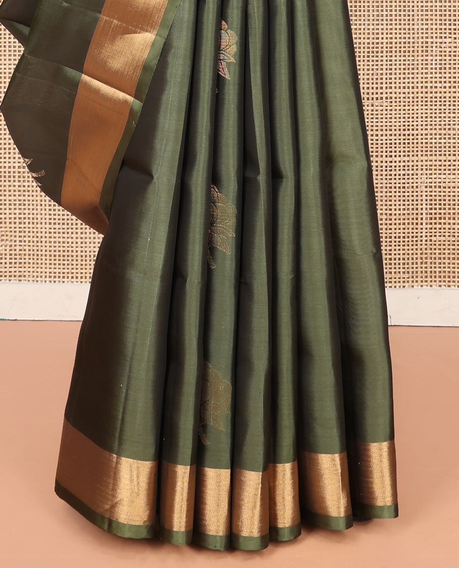 Green Mayuri Lite Silk Mix Saree, Gleamed Up with Zari Buttas, a Zari Border, Contrast Geometric Patterned Pallu, and a Contrast Blouse