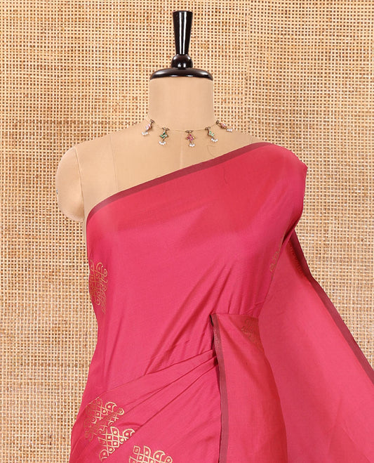 Borderless Rani Pink Semi-Soft Silk Saree, Decorated with Kolam Zari Buttas All Over Its Body, Complemented by a Contrast Grandly Woven Pallu of Jaal Designs, and Paired with a Contrast Blouse