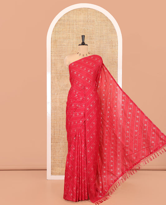 Borderless Pink Vichitra Silk Saree, Gleamed Up with Floral Buttas and Leheriya-Style Foil Print on Its Body, a Self-Pallu, and Has No Blouse