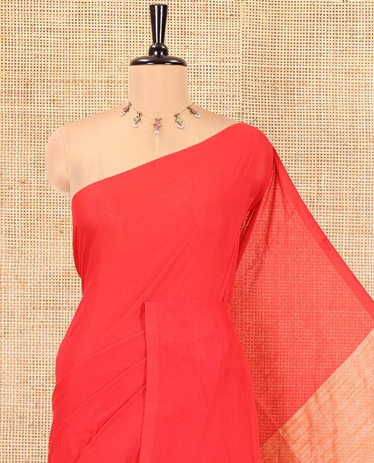 Borderless Red Plain Khadi Mul Cotton Saree, a Contrast Heathered Pallu, and a Matching Blouse