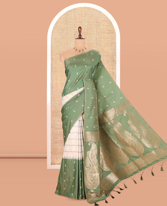 Borderless Chikku Elite Soft Silk Saree