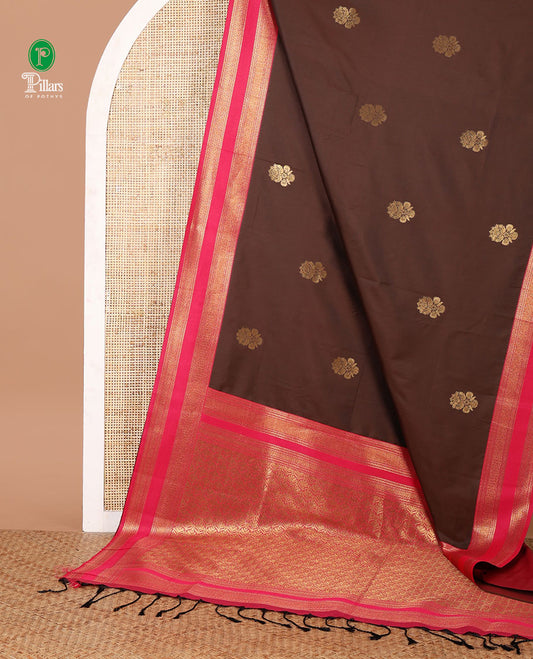Brown zari buttas semi-soft silk saree, contrast rettai pettu traditional zari border & grand ogee patterned pallu