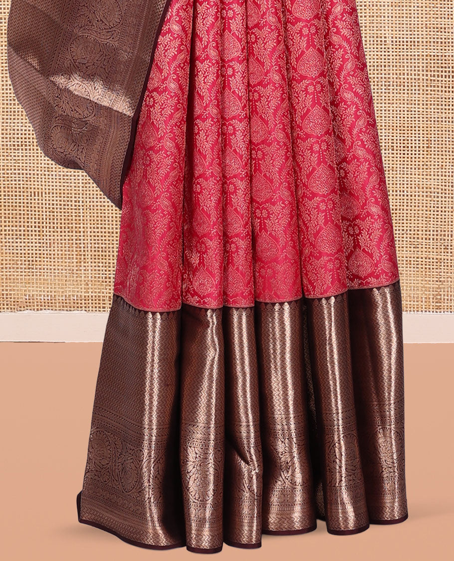 Pink Kanchipuram Wedding Silk Saree, Graced with Jacquard Design, a Contrast Border of Thilakam Mokku, Vanki, Kathir, Neli, and Kodi Visiry Designs, Grand Pallu, and a Contrast Blouse