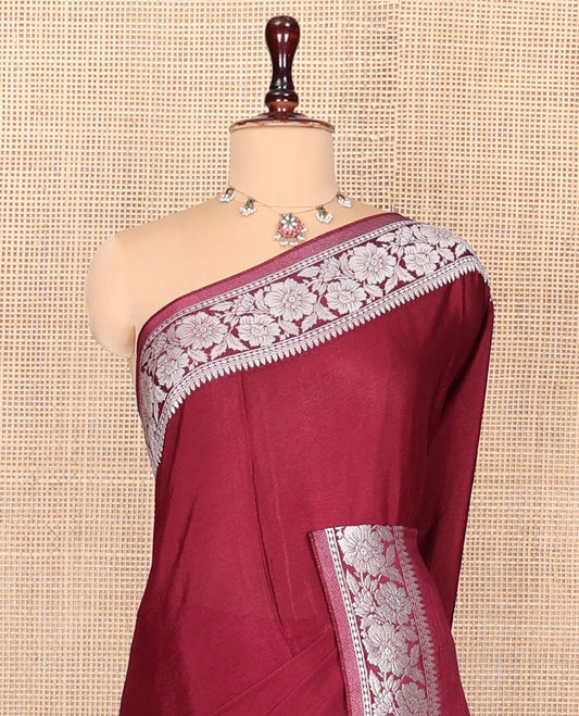 Maroon Plain Fancy Crepe Saree, Mesmerized with a Floral Creeper Border, a Floral Design Pallu, and a Matching Blouse