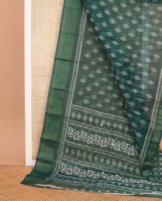 Green geometric motifs budget cotton saree with self floral design border & geometric, floral design pallu