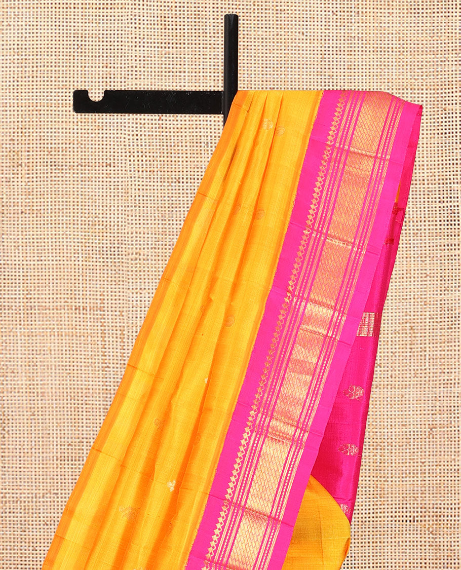 Orange Zari Buttas Kanchipuram Silk Saree, Complemented by a Contrast Korvai Border of Panner Sombu, Muthu, Banaras, and Geometric Design, Pallu of Zari Design, and No Blouse