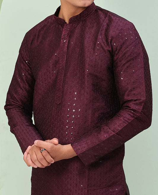 Maroon argyle design sequins embroidered full-sleeve kurta set