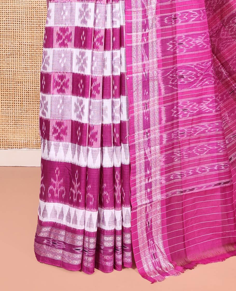 Rani Odisha Cotton Saree, Accentuated with Butta Enclosed Checks and Temple Designs All Over the Body, Subtly Woven Border, Pallu Depicts Geometric Patterns, and Has No Blouse