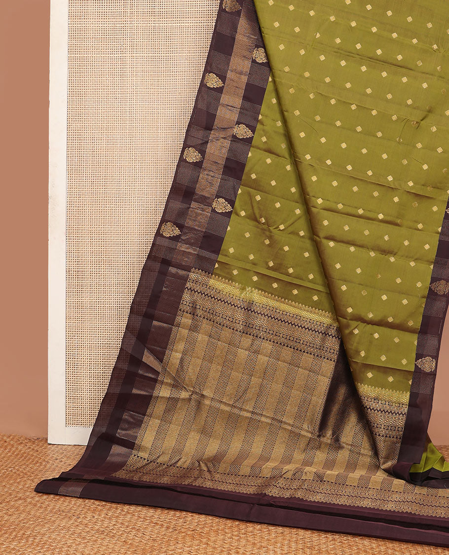 Mehendi green zari buttas Vasundhara silk mix saree, contrast zari design border & geometric patterned pallu