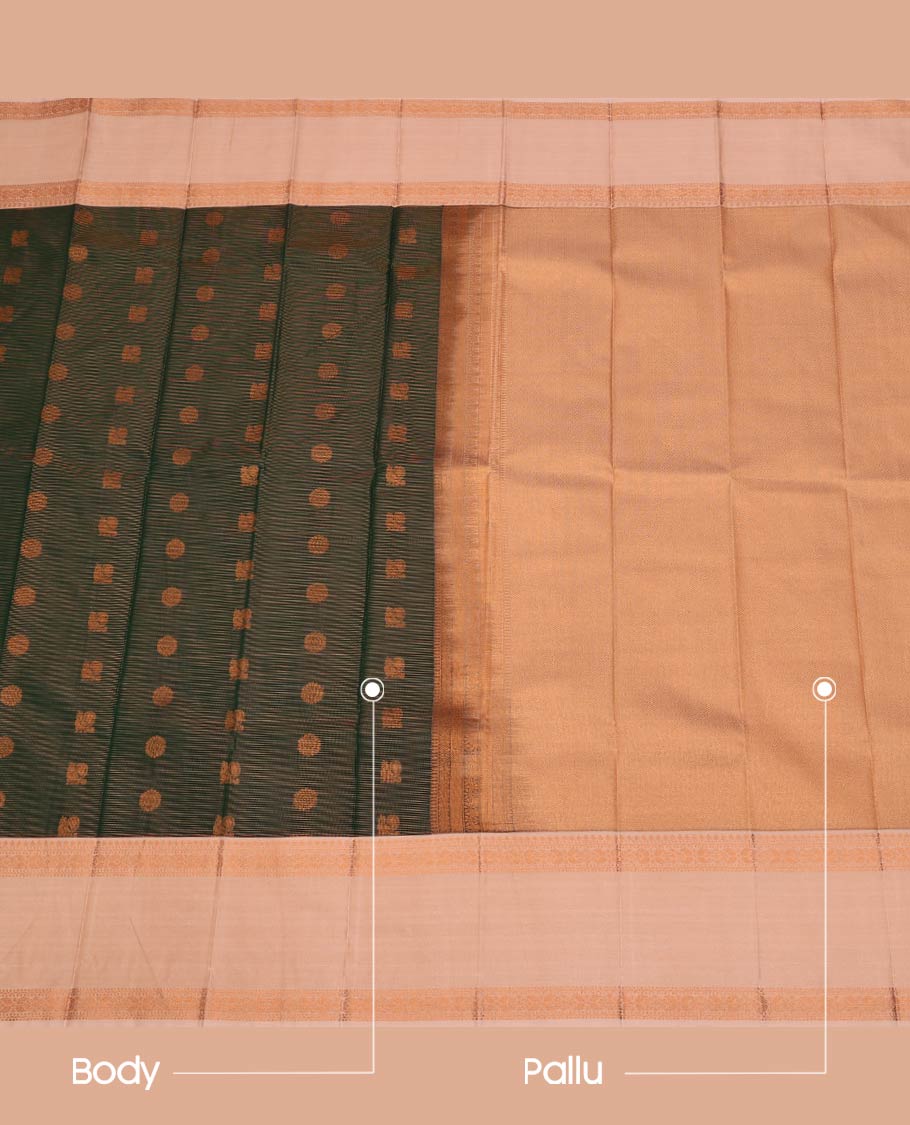 Green Budget Silk Saree, Featuring Peacock-Chakram Buttas and Stripes on Its Body, Complemented by a Contrast Traditional Zari Design Rettai Pettu Border, a Grand Pallu, and Paired with a Contrast Blouse