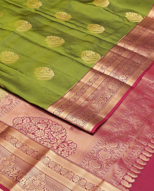 Green zari buttas vasundhara silk mix saree, contrast border of rekku,muthu,then kuli kann & dhavana kodi designs & floral design pallu