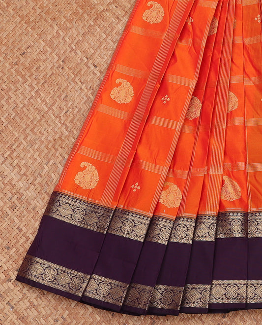 Orange Budget Silk Saree, Spotlighted with Zari Butta Enclosed Checks, Complemented by a Contrast Traditional Zari Rettai Pettu Border, Grand Pallu, and Contrast Blouse