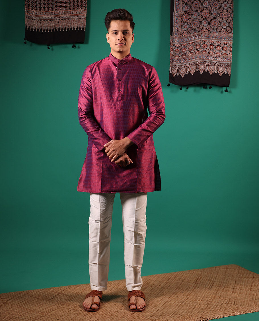 Maroon texture embossed full-sleeved men's kurta