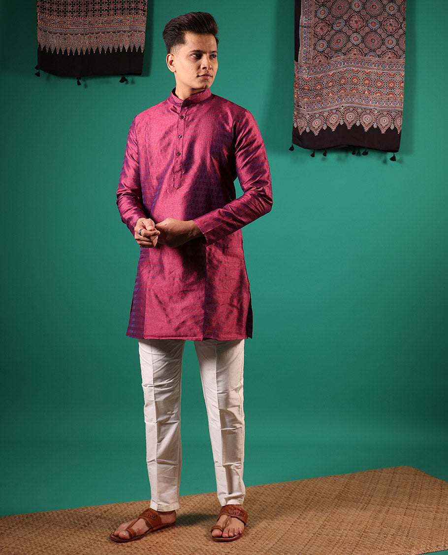 Maroon texture embossed full-sleeved men's kurta
