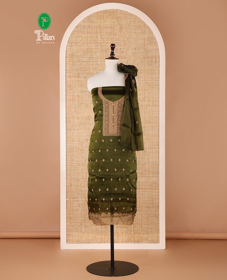 Mehendi green chudidar material set, floral design thread embroidered Burberry top, floral-themed embroidered Burberry dupatta & plain Santoon bottom