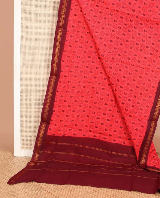 Pink peacock butta printed Sungudi cotton saree, contrast paisley zari border & zari striped pallu