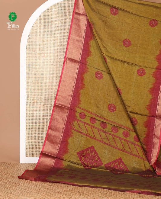 Mehendi green bandhani butta printed dola silksaree,contrast traditional zari border,bandhani printed pallu & butta printed blouse