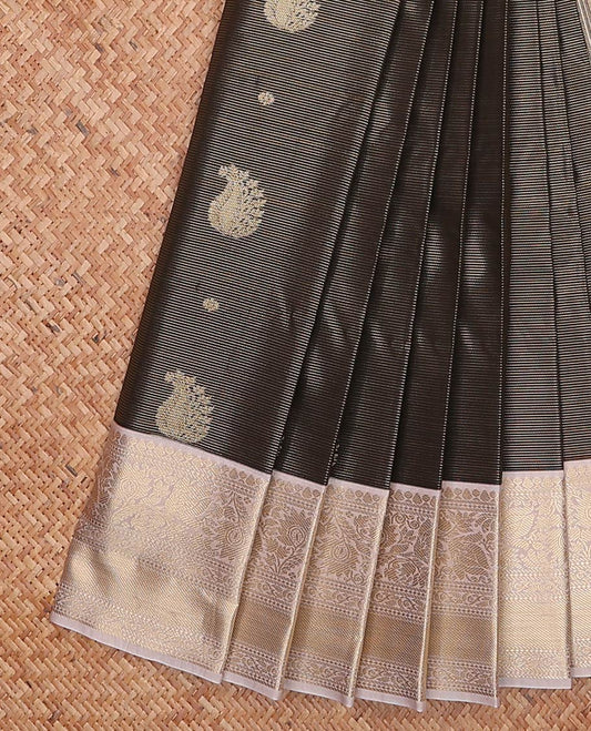 Grey zari design gift saree, contrast tarditional zari design border, and pallu of big paisleys