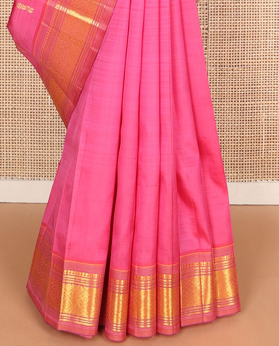 Pink zari buttas Kanchipuram silksaree, one-sided border of panner sombu,muthu,banaras & jaal & zari design pallu