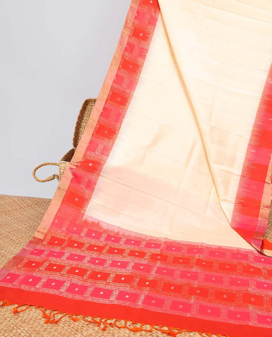 Cream soft silk saree with contrast zari border & geometric zari design pallu