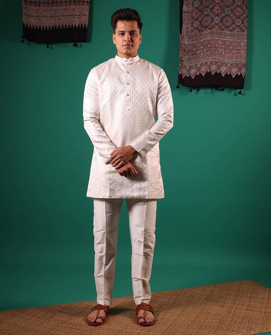 Pearl white butta enclosed jaal embossed full-sleeved men's kurta