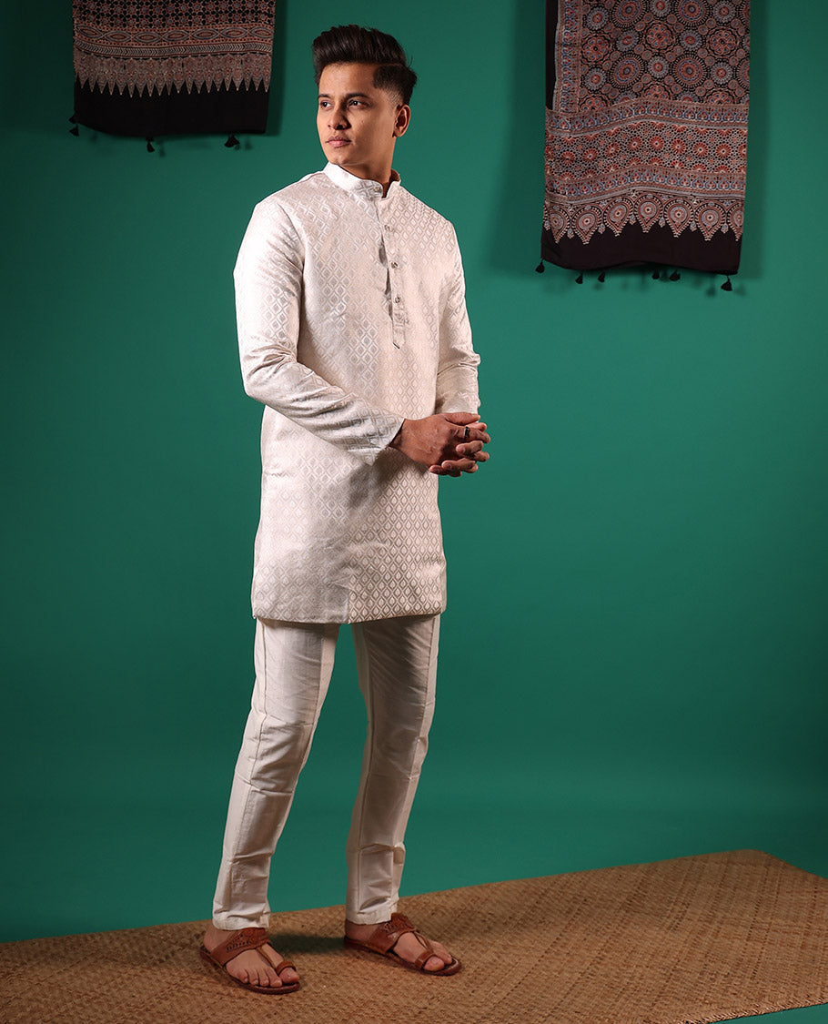 Pearl white butta enclosed jaal embossed full-sleeved men's kurta