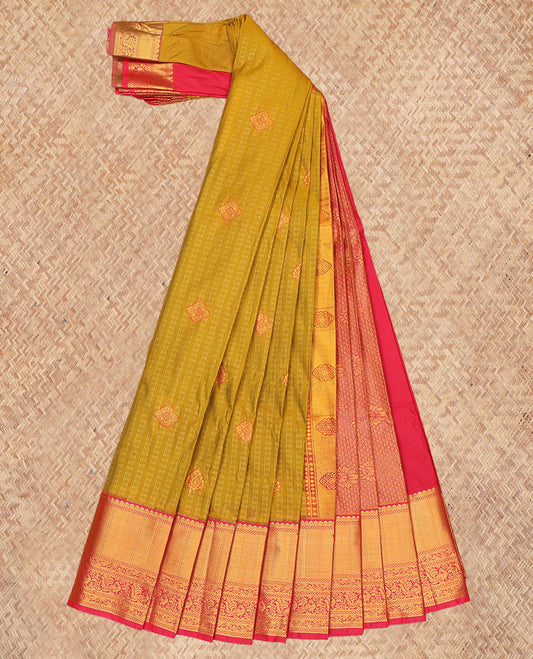 Green Budget Silk Saree, Accentuated with Zari Buttas, a Contrast Traditional Zari Border, Grand Jaal Pallu, and a Contrast Blouse