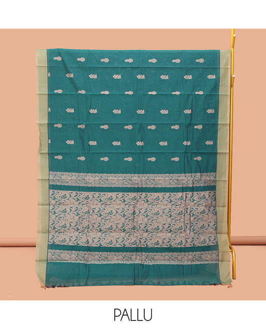 Green Kanchi Cotton Saree, Adorned with Buttas, Complemented by a Contrast Border, Paisley-Floral Pallu, and a Matching Blouse