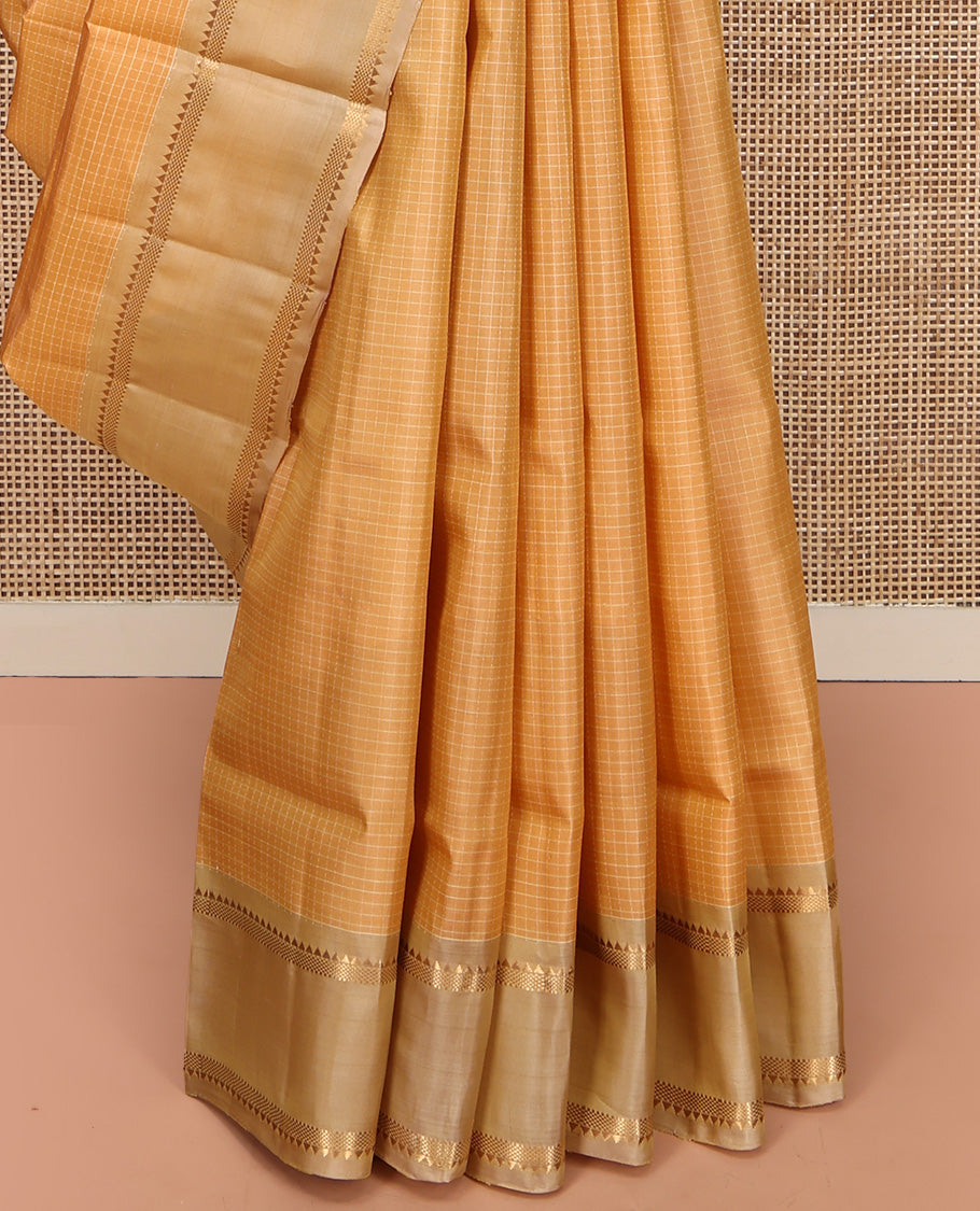 Sandal Mayuri Lite Silk Mix Saree, Detailed with Micro-Checked All Over Its Body, Complemented by a Contrast Rettai Pettu Border of Rekku, Muthu, and Bentex Designs, Pallu of Checked Designs, and Paired with a Contrast Blouse